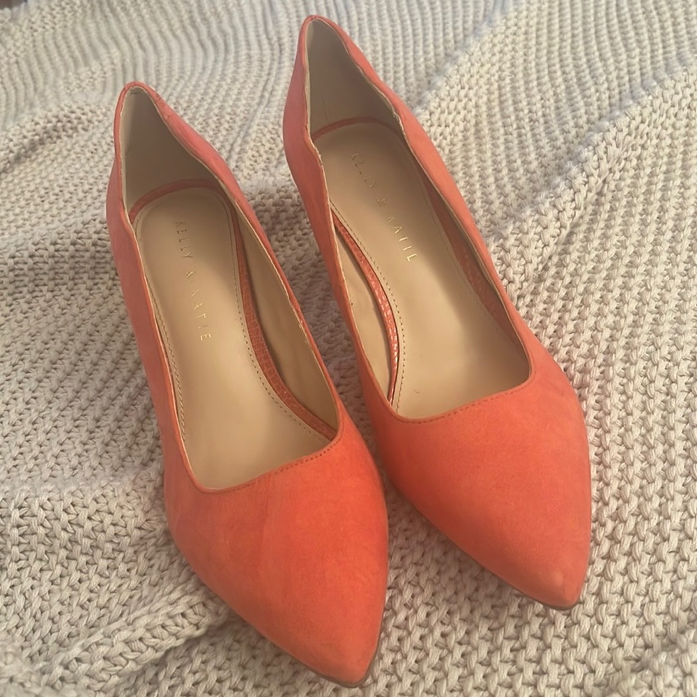 Kelly & Katie suede heels pumps work date night spring summer vibes coral 8